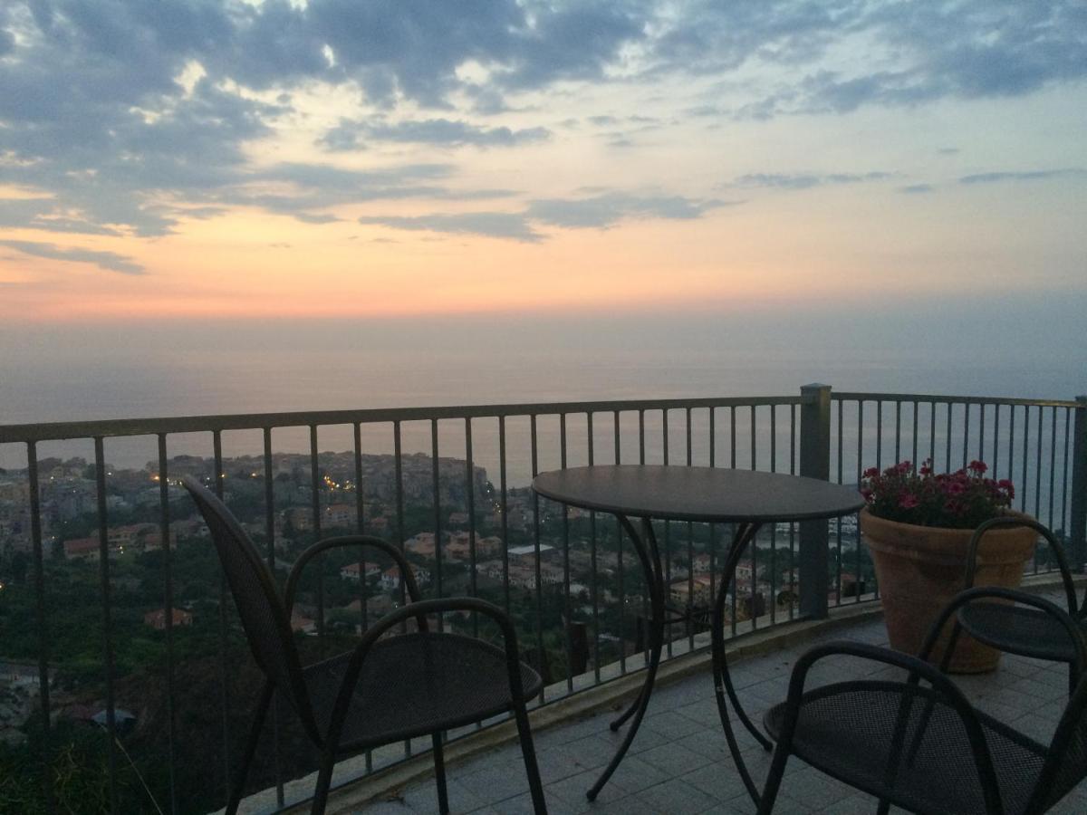 Villa Del Conte Drapia المظهر الخارجي الصورة