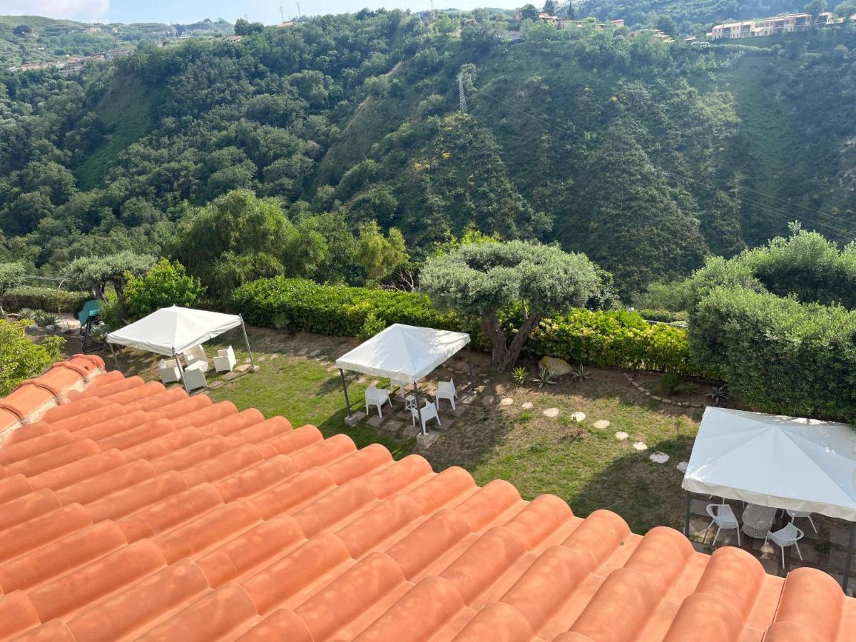 Villa Del Conte Drapia المظهر الخارجي الصورة