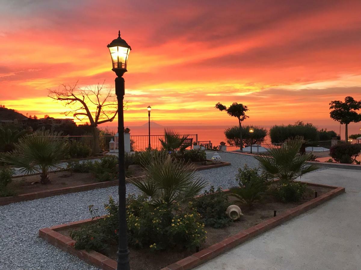 Villa Del Conte Drapia المظهر الخارجي الصورة